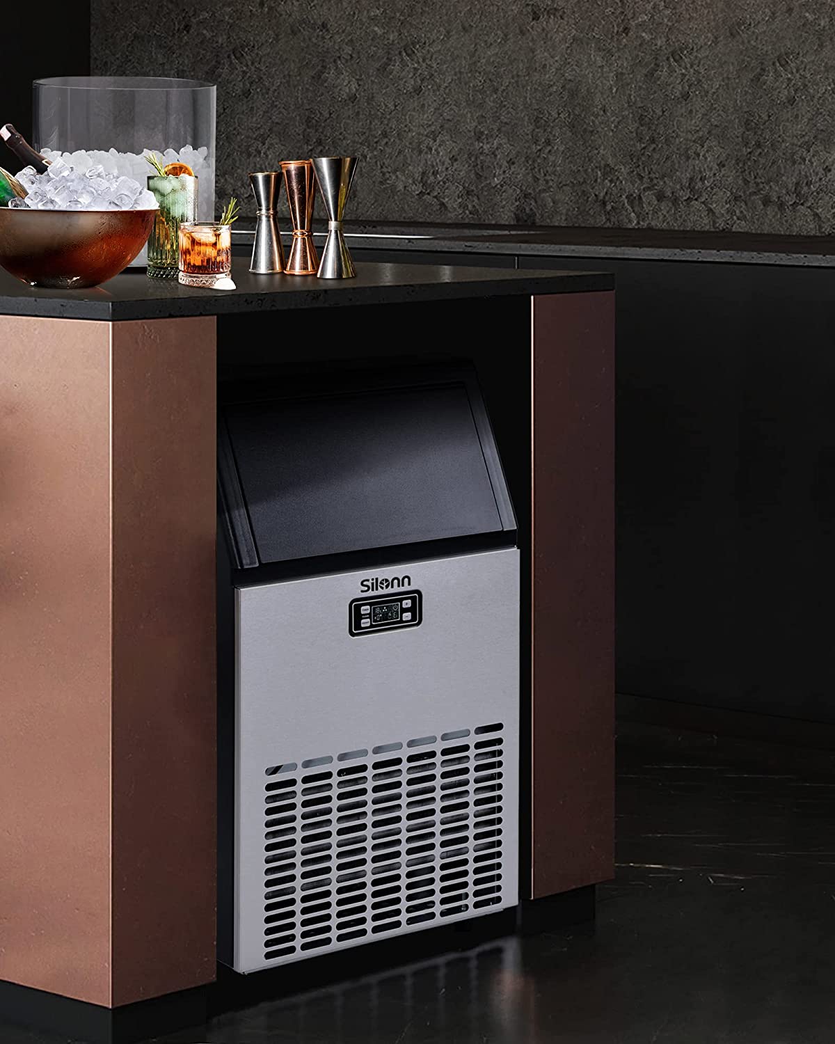Commercial Cube Ice Maker with LCD Screen (100 Lbs)